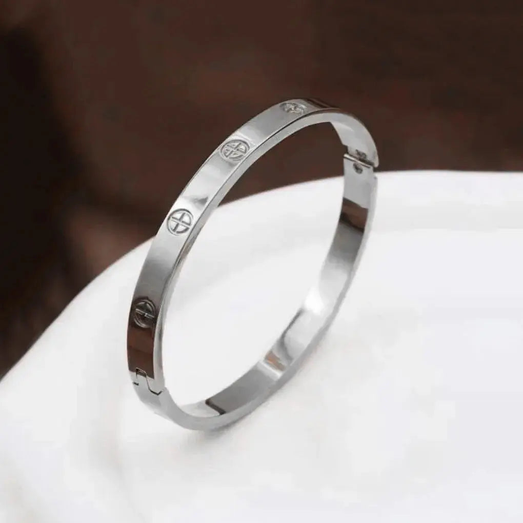 Stainless Steel Luxury Fashion Jewelry Set Golden Women Bangle Bracelet Love Cross Finger Rings For Men Women Jewelry Set Gift Streetsharks