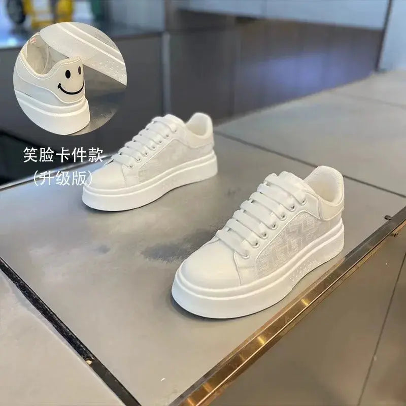 Summer New Board Shoes Designer Luxury White Sneakers for Men Lightweight Tennis Shoes Men Casual Sports Shoes Zapatos De Hombre Streetsharks