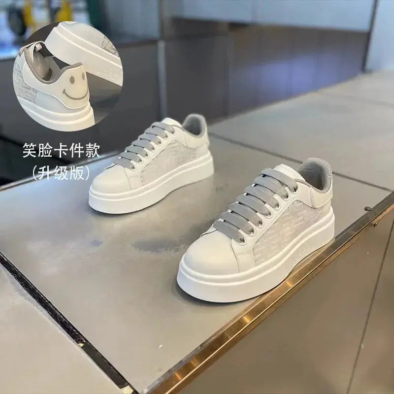 Summer New Board Shoes Designer Luxury White Sneakers for Men Lightweight Tennis Shoes Men Casual Sports Shoes Zapatos De Hombre Streetsharks