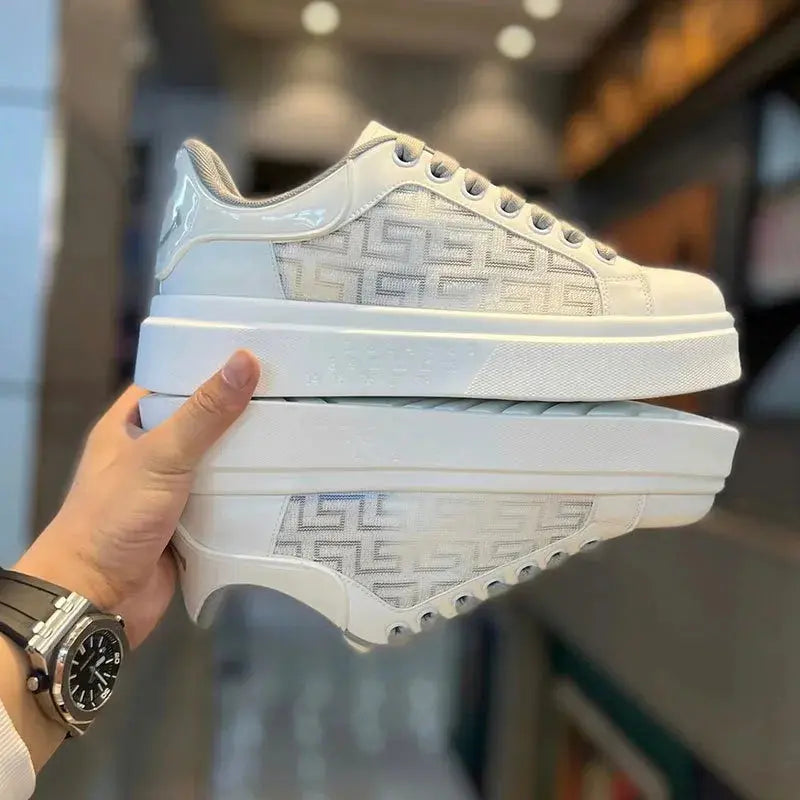Summer New Board Shoes Designer Luxury White Sneakers for Men Lightweight Tennis Shoes Men Casual Sports Shoes Zapatos De Hombre Streetsharks