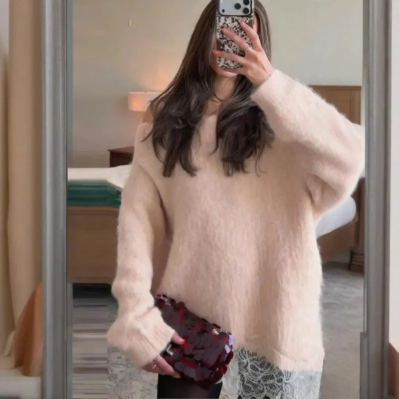 TARUXY Stylish Lace-Paneled Pullover Sweater Women's Solid Round Neck Long Sleeves Loose Knitted Sweater Autumn Commuter Sweater luxecrown.co.uk