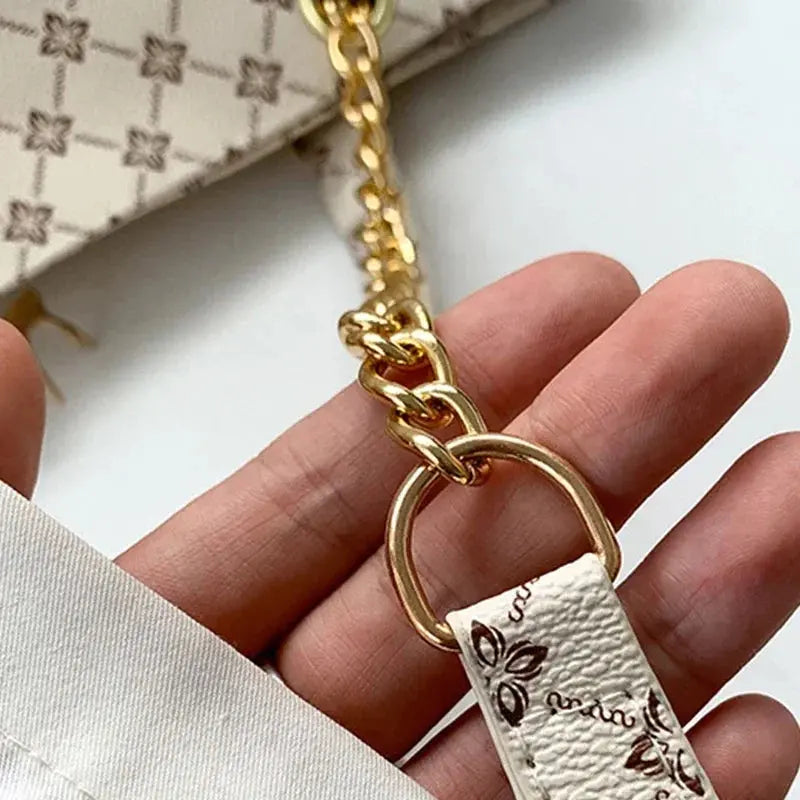 Women Luxury Design New Presbyopic Handbag Large Capacity Handbag Fashion Printing Shoulder Bag Trendy Shopping Bag with pendant luxecrown.co.uk
