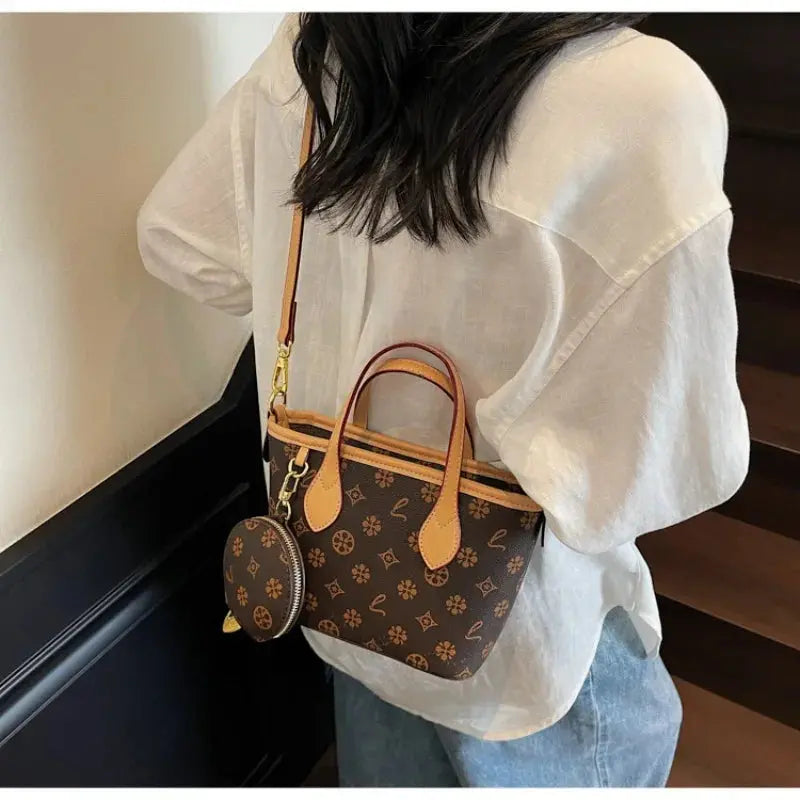 Women Luxury High End Leather Tote Bag Fashion Elegant Shoulder Handbag Classic Crossbody Daily Commuter Look luxecrown.co.uk