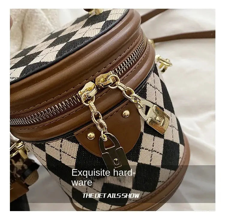 Women's Bag for Women Fashion Luxury Designer Zipper Small Handbags For Women Leather Bucket Shoulder Bag 2023 New Trend Pendant Streetsharks