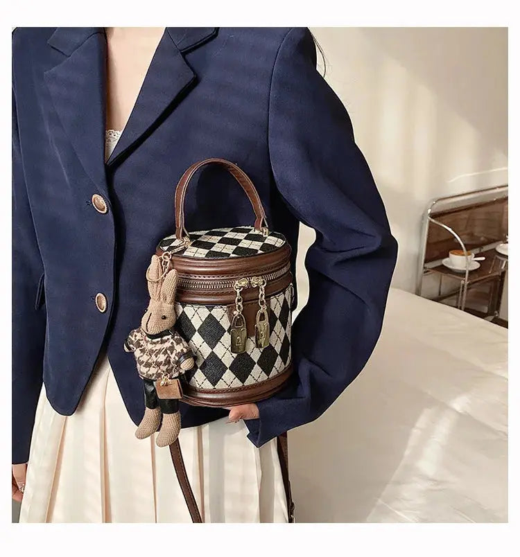 Women's Bag for Women Fashion Luxury Designer Zipper Small Handbags For Women Leather Bucket Shoulder Bag 2023 New Trend Pendant Streetsharks