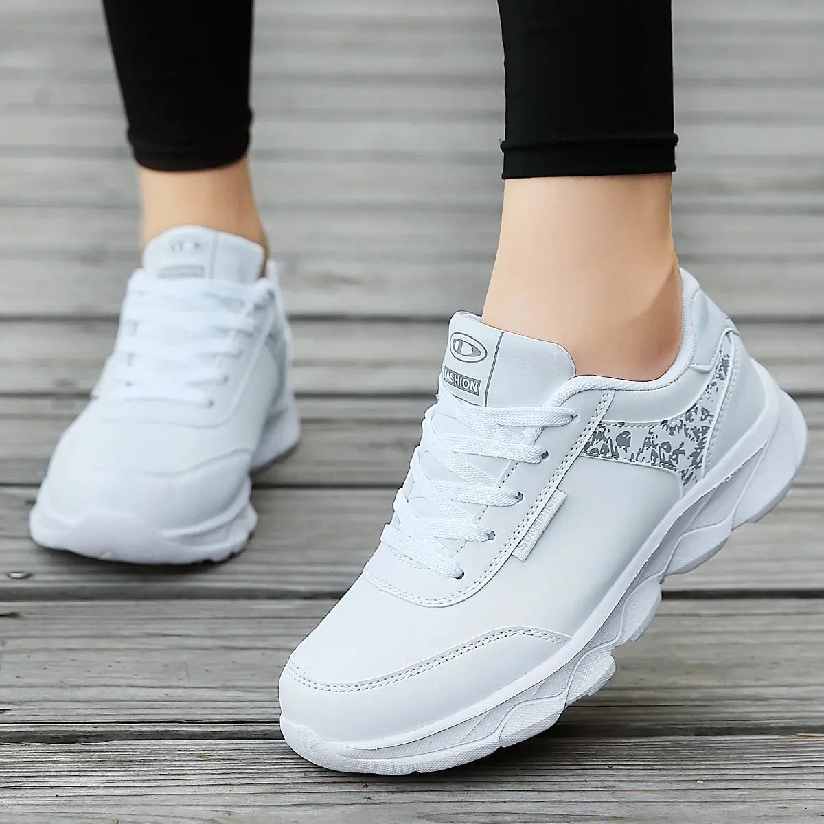 Women's Lightweight Lace-Up Casual Running Shoes, All Season Sneakers for Students Work Travel Outdoor Sports luxecrown.co.uk