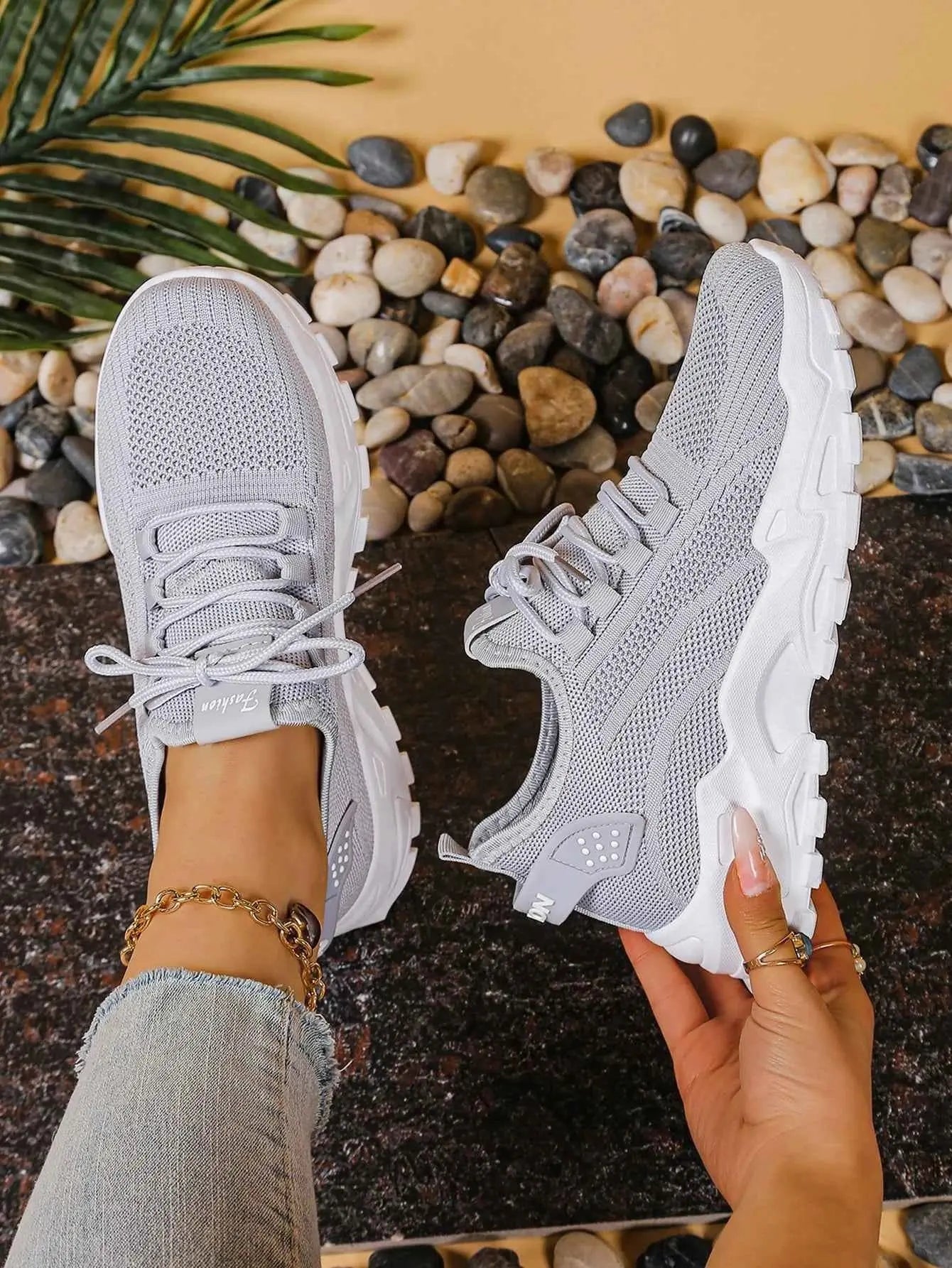 Women's sports shoes 2025: Breathable single mesh Dad shoes, Women's casual and Versatile sports shoes with free shipping